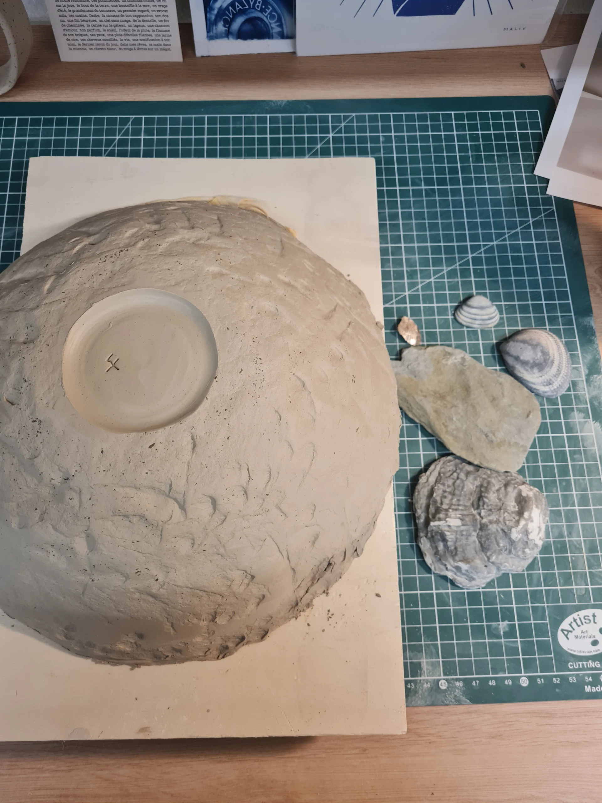 Bol en atelier céramique et coquillage