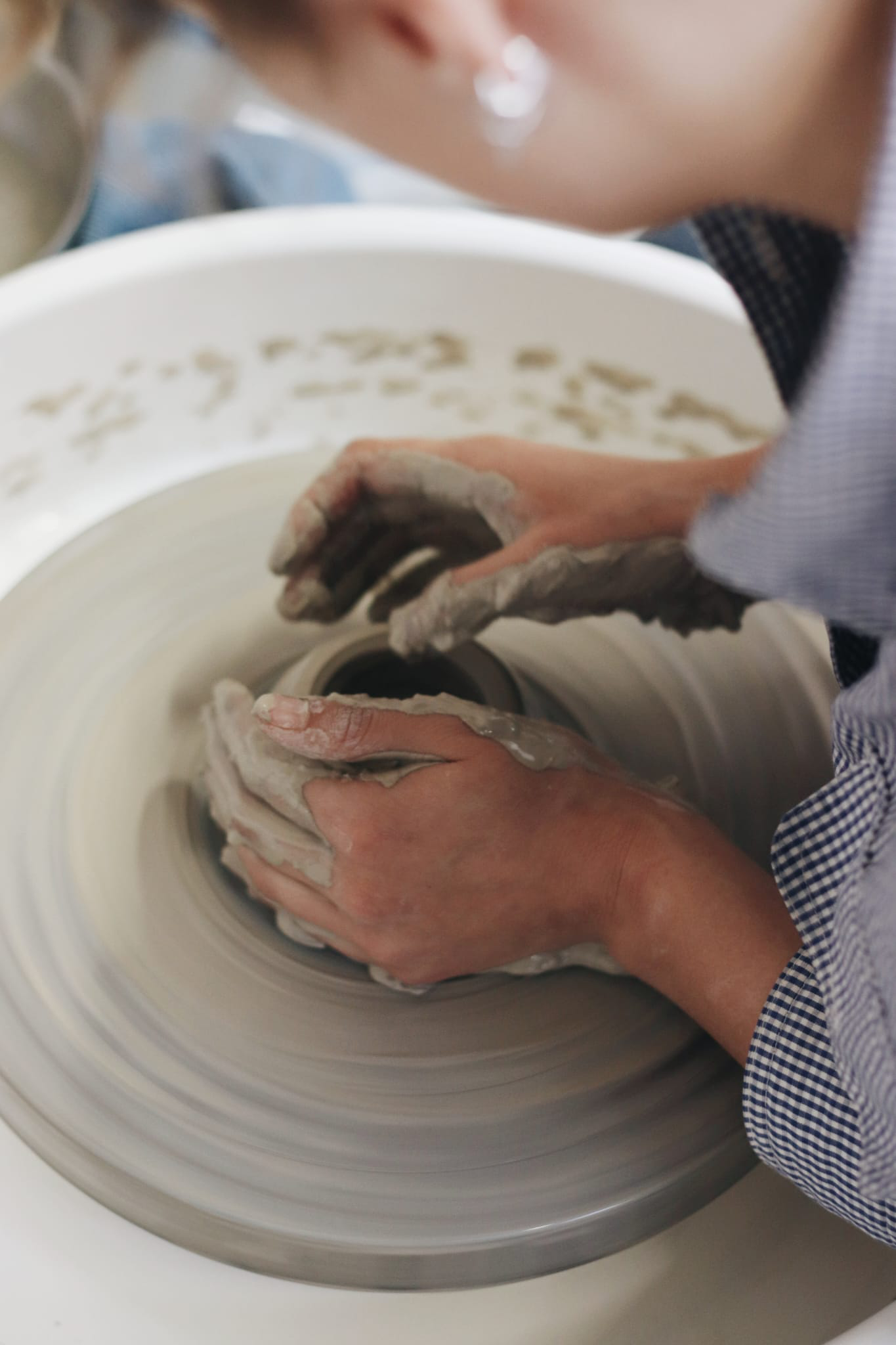 Création céramique au tour